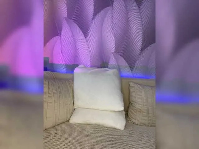 Live sex webcam photo for Pekkaboo #276438899