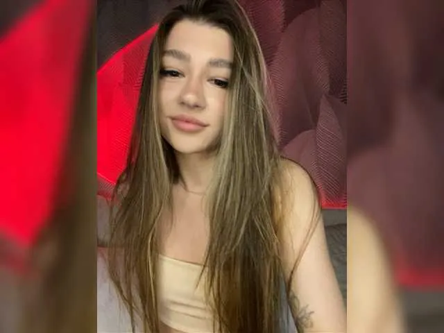 Live sex webcam photo for Pekkaboo #276603282
