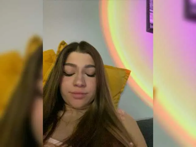 Live sex webcam photo for Pekkaboo #277598964