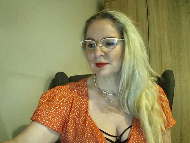 Live sex webcam photo for PenelopeJoy #273066276