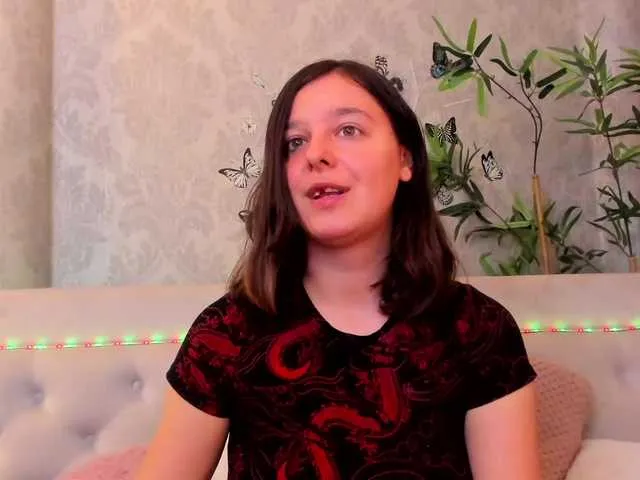 Live sex webcam photo for PennyDolce #276553299