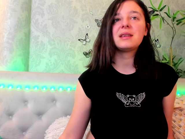 Live sex webcam photo for PennyDolce #276796318