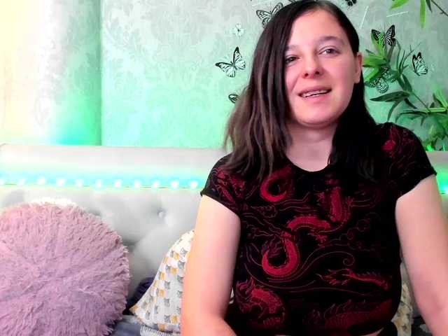 Live sex webcam photo for PennyDolce #276813319