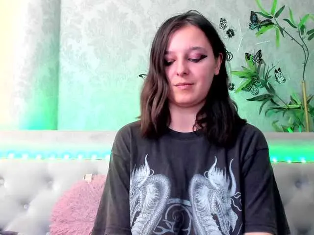 Live sex webcam photo for PennyDolce #276869232