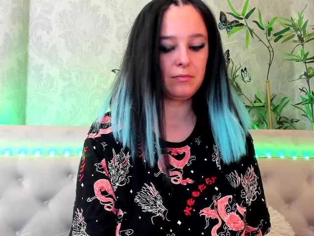 Live sex webcam photo for PennyDolce #276888803