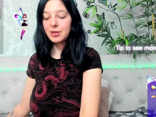 Live sex webcam photo for PennyDolce #277367921