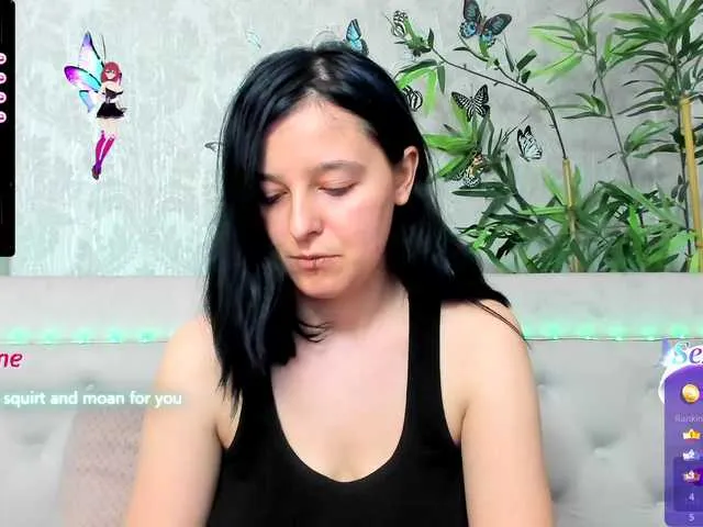 Live sex webcam photo for PennyDolce #277403715