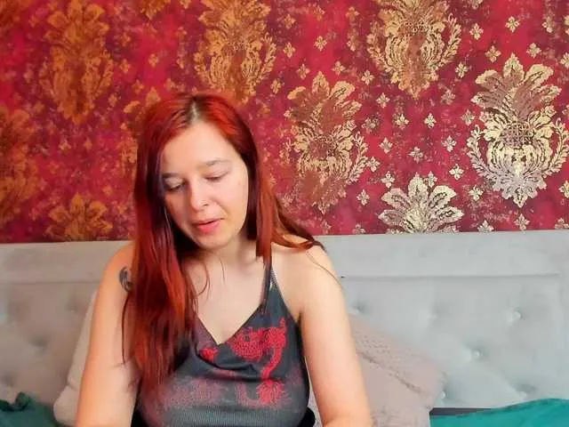 Live sex webcam photo for PennyDolce #290440644