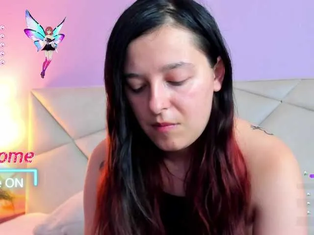 Live sex webcam photo for PennyDolce #291180028