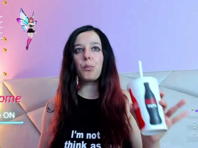 Live sex webcam photo for PennyDolce #291255279