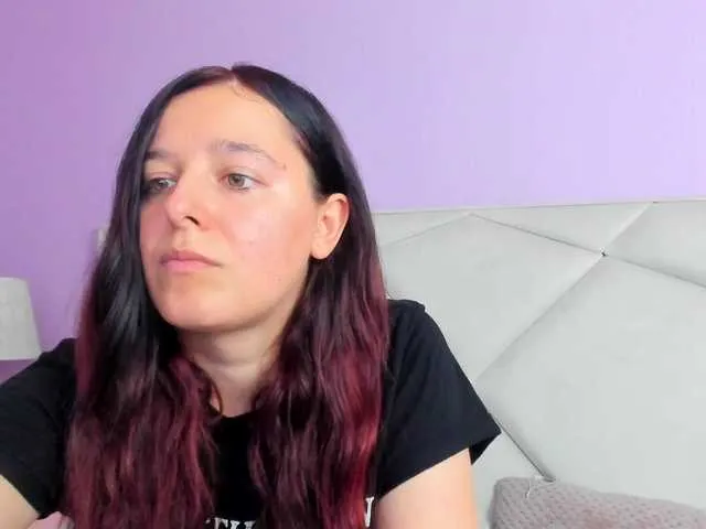 Live sex webcam photo for PennyDolce #291545251