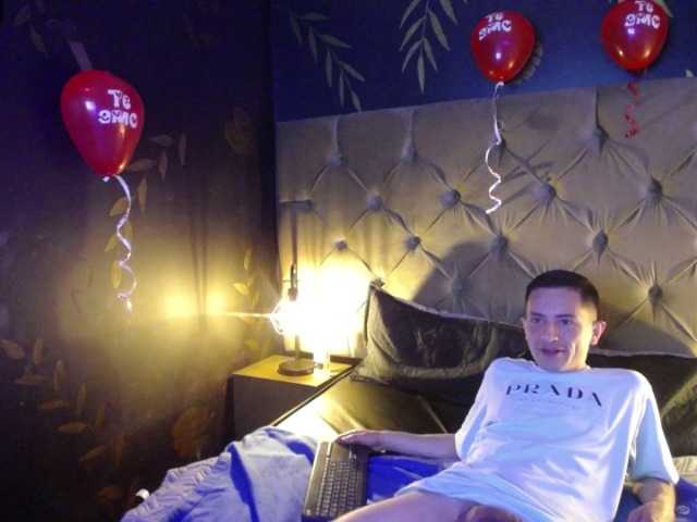 Live sex webcam photo for Peoplexotic #277320824