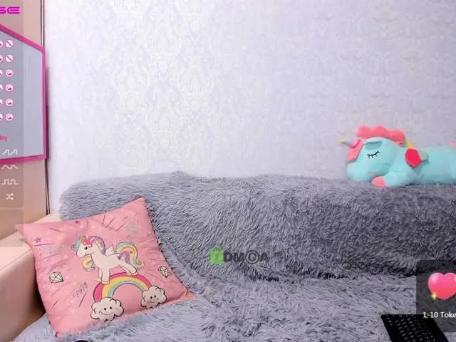 Live sex webcam photo for Pepetka22 #272218511