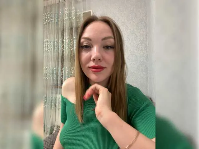 Live sex webcam photo for Pepetka22 #277819787