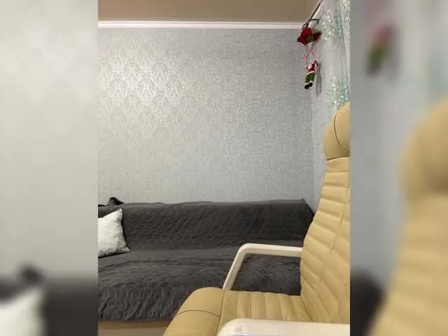 Live sex webcam photo for Pepetka22 #290871517