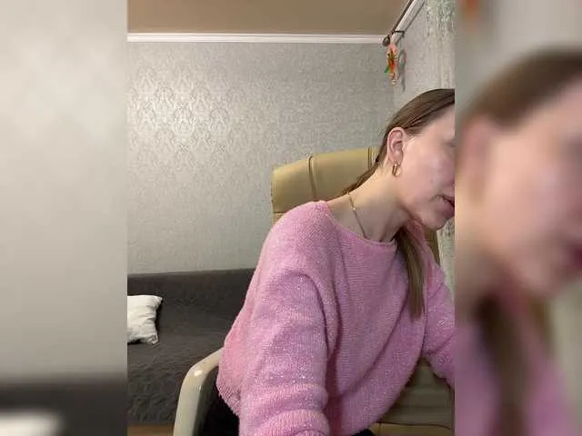 Live sex webcam photo for Pepetka22 #290980106