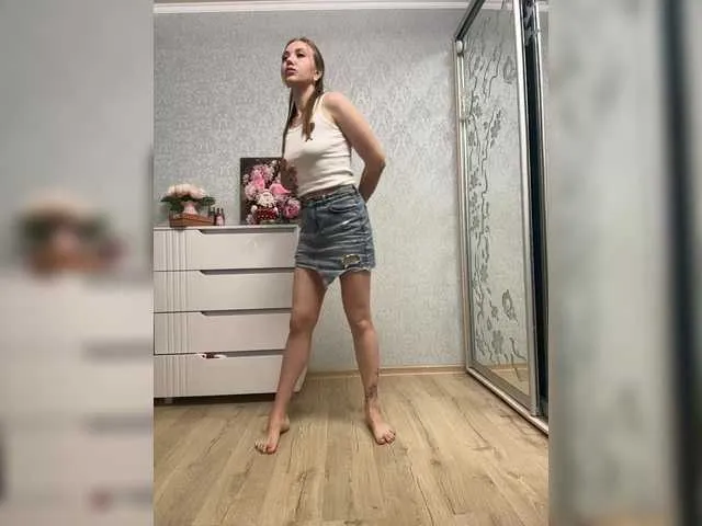 Live sex webcam photo for Pepetka22 #291386960