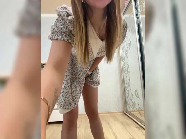 Live sex webcam photo for Pepetka22 #291550716
