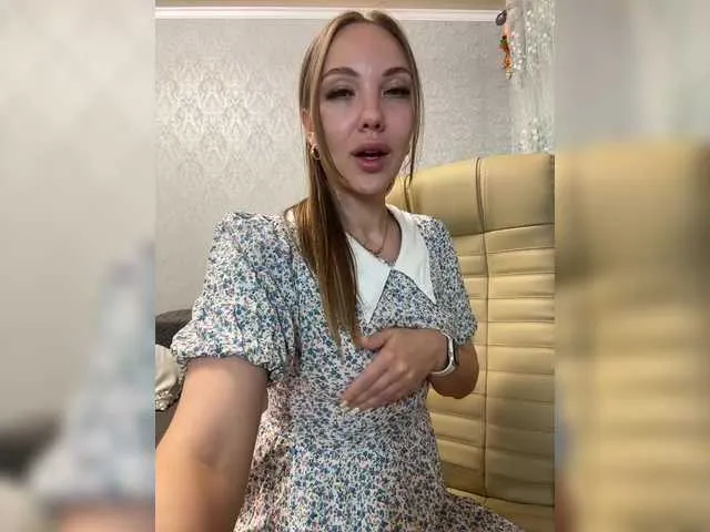 Live sex webcam photo for Pepetka22 #291578846