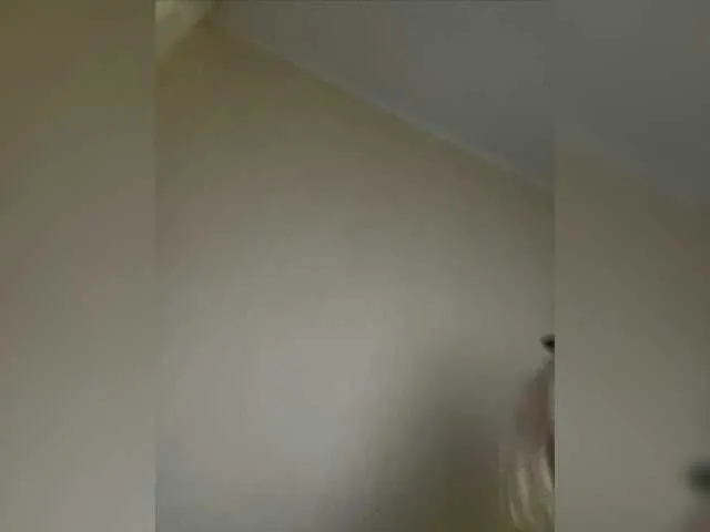 Live sex webcam photo for Pepsicolnie #275434493