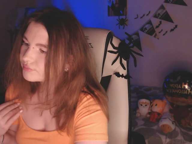 Live sex webcam photo for PerfectBlueLu #276601896