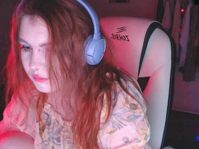 Live sex webcam photo for PerfectBlueLu #277479399