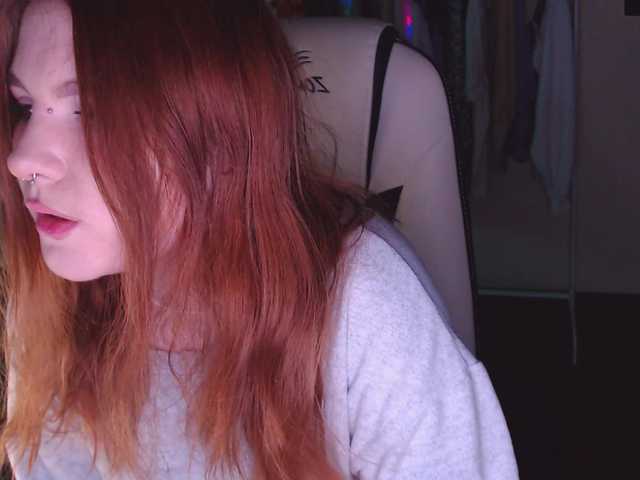 Live sex webcam photo for PerfectBlueLu #277801049