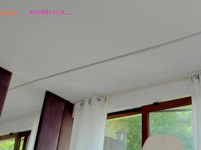 Live sex webcam photo for PerfectT33n #291015169