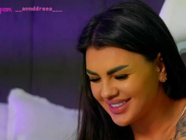 Live sex webcam photo for PerfectT33n #291902638