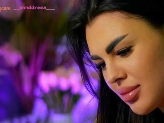 Live sex webcam photo for PerfectT33n #292278137