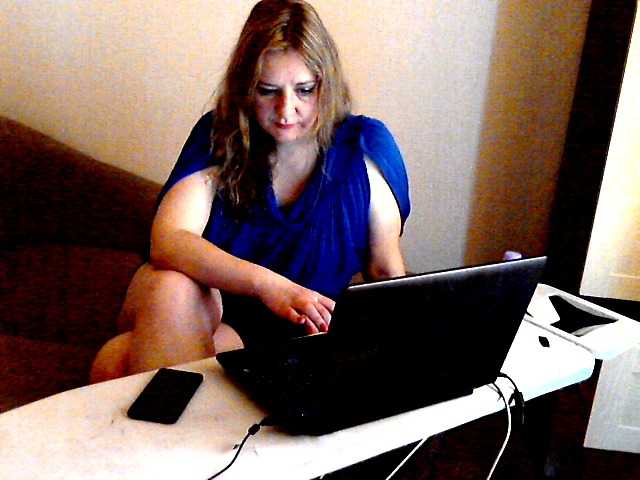 Live sex webcam photo for Perfectpam #273158749