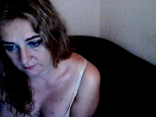 Live sex webcam photo for Perfectpam #273921321