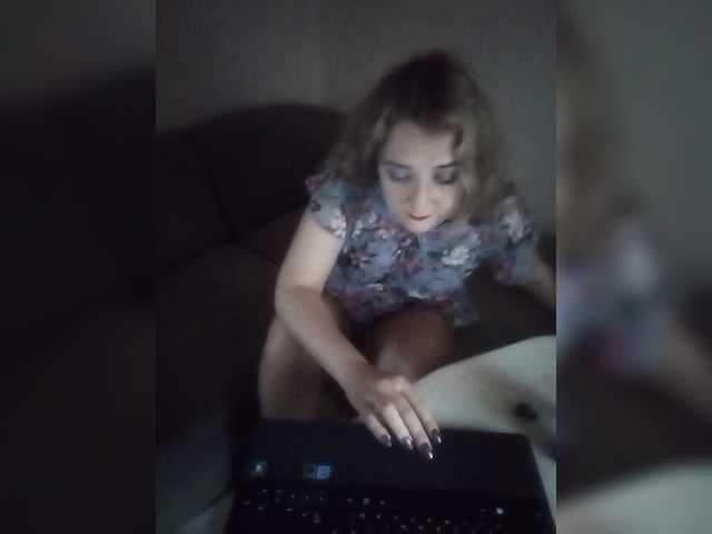 Live sex webcam photo for Perfectpam #273956637