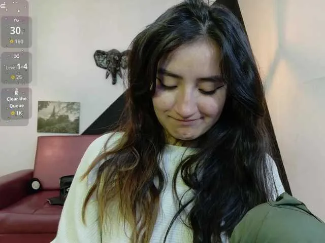 Live sex webcam photo for Perla-Teen #291765565