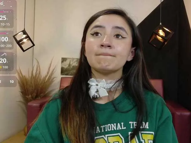 Live sex webcam photo for Perla-Teen #291896457