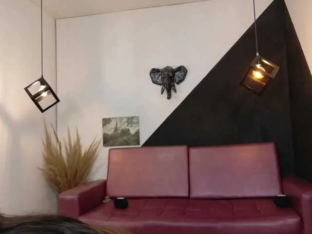 Live sex webcam photo for Perla-Teen #292357916