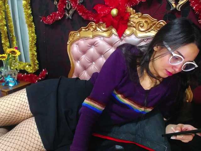 Live sex webcam photo for Perla-Watson #271848045