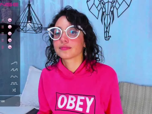 Live sex webcam photo for Perla-Watson #272867433