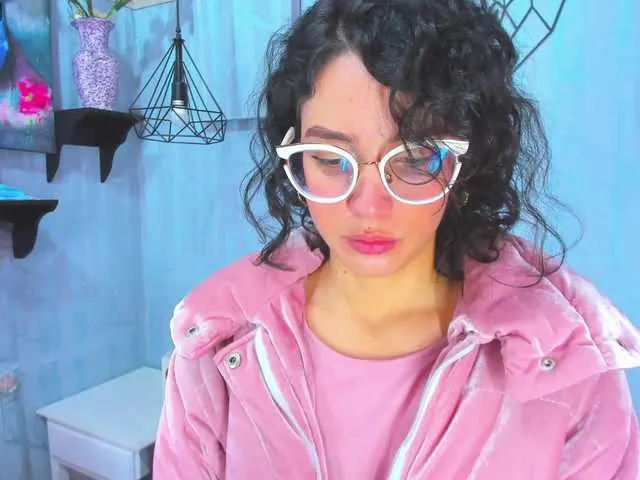 Live sex webcam photo for Perla-Watson #273119876