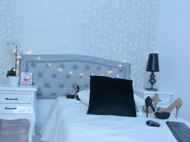 Live sex webcam photo for Perla-thompson #277042944