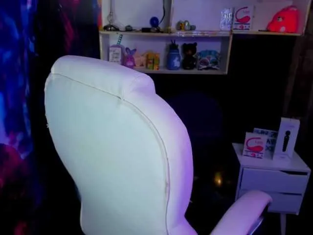 Live sex webcam photo for PerlaHotx #276870548