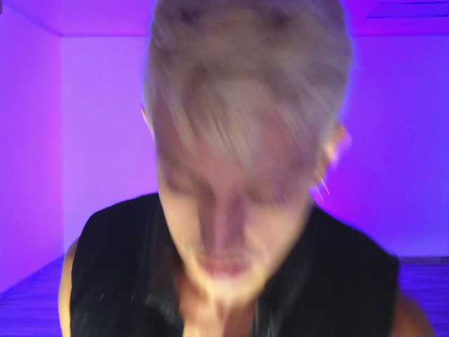 Live sex webcam photo for Persey- #277289301