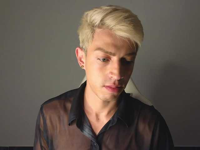 Live sex webcam photo for Persey- #277360992