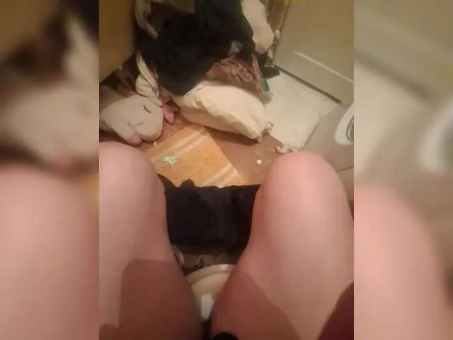 Live sex webcam photo for PersikY #290359274