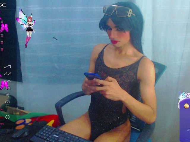 Live sex webcam photo for PervertBrianisy #280490017