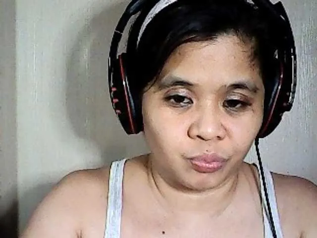 Live sex webcam photo for PervertJane18 #273900528