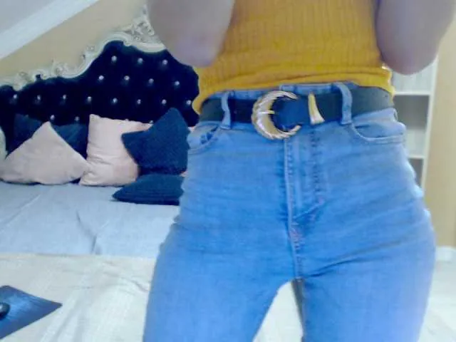 Live sex webcam photo for Pervertqueen #277703362