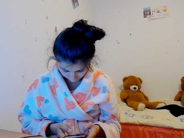 Live sex webcam photo for Pervertqueen #291171110