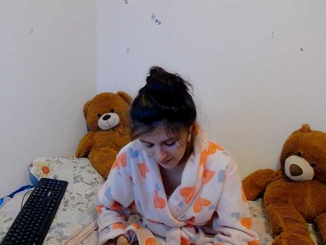 Live sex webcam photo for Pervertqueen #291183328