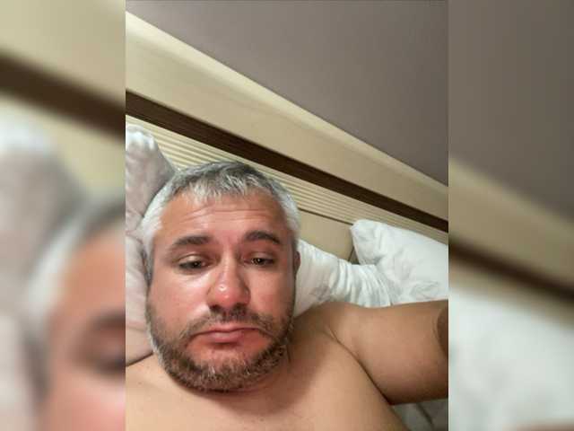 Live sex webcam photo for PervyiRaz05 #277000904